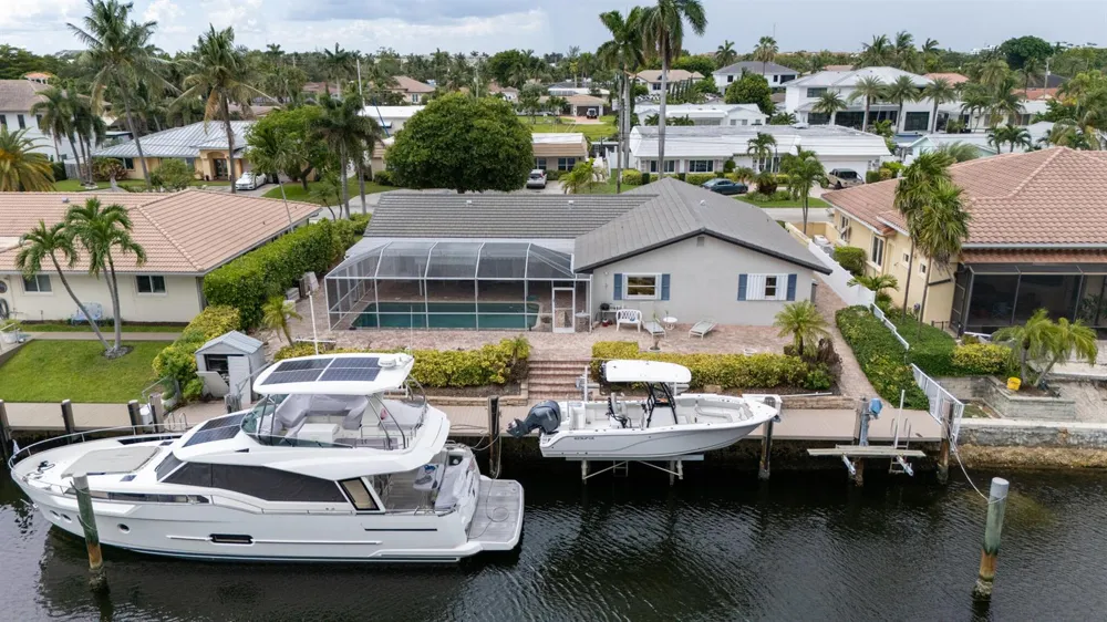 4020 NE 24th Avenue Lighthouse Point, FL 33064