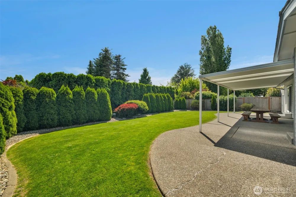 3050 Chelsea Lane Enumclaw, WA 98022