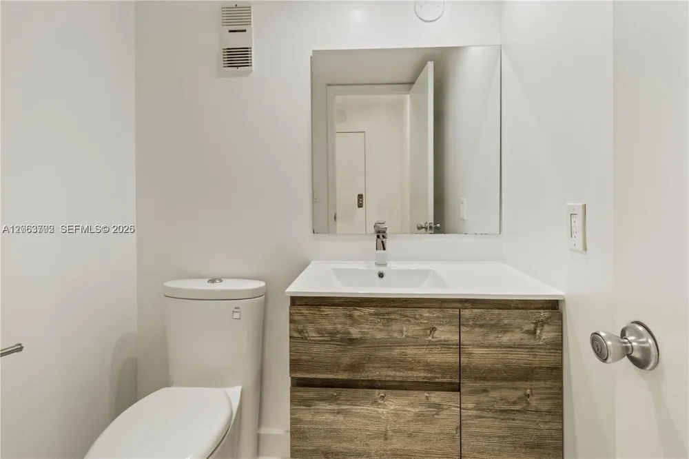 3215 S Ocean Blvd #804 Highland Beach, FL 33487