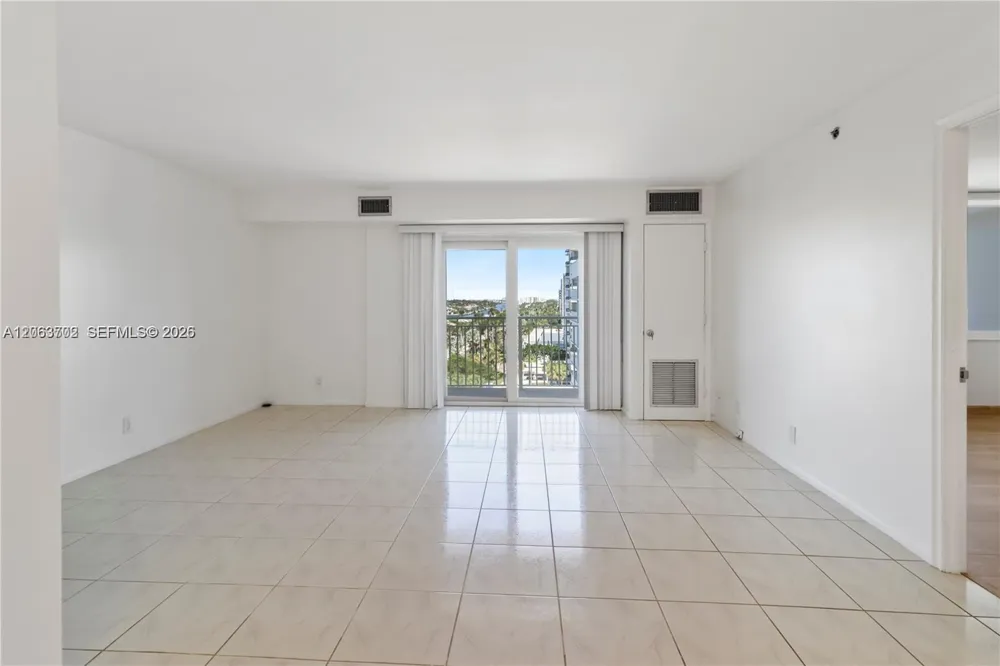 3215 S Ocean Blvd #804 Highland Beach, FL 33487