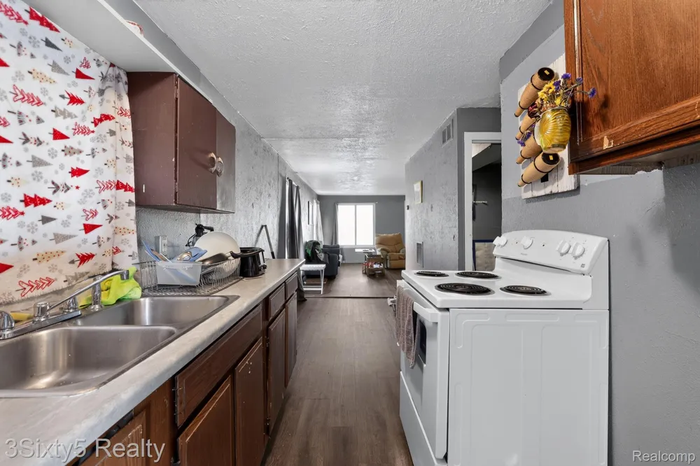714 North Street Morenci City, MI 49256