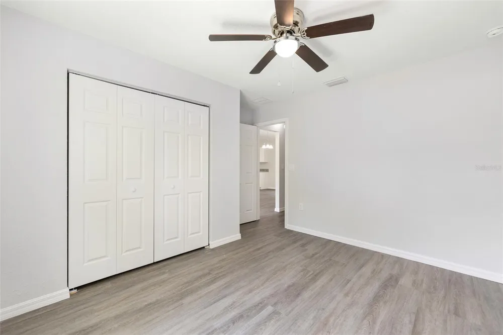 202 FISHER LOOP Ocklawaha, FL 32179