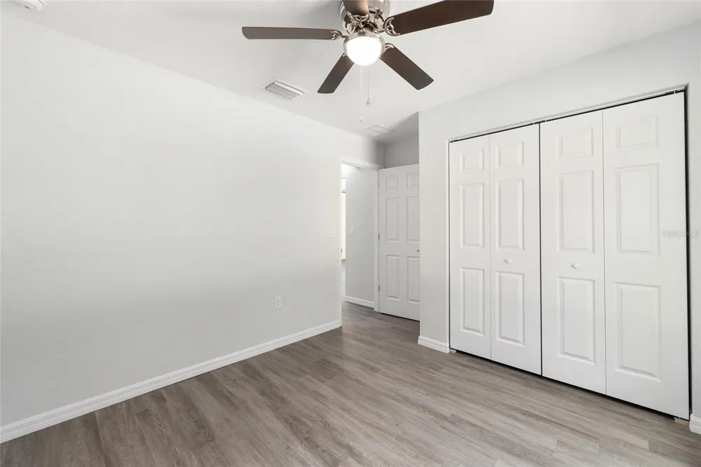 202 FISHER LOOP Ocklawaha, FL 32179