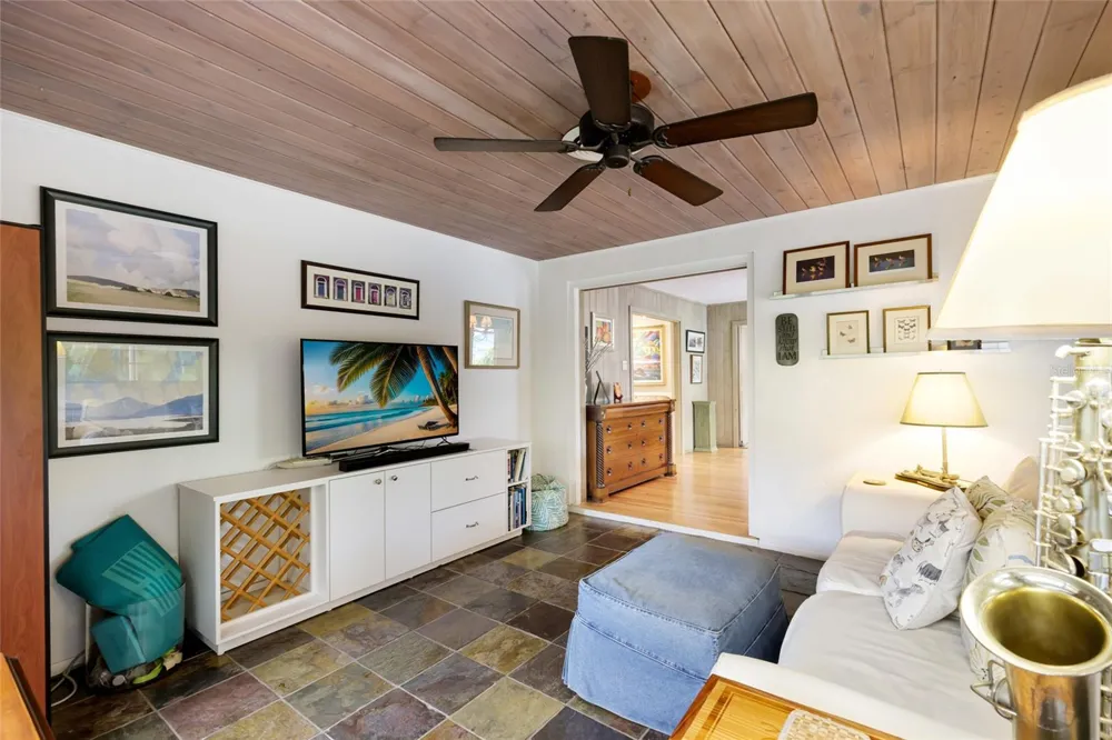 2070 HYDE PARK STREET Sarasota, FL 34239