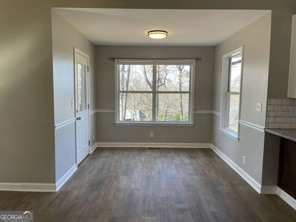3492 Point View CIR Gainesville, GA 30506