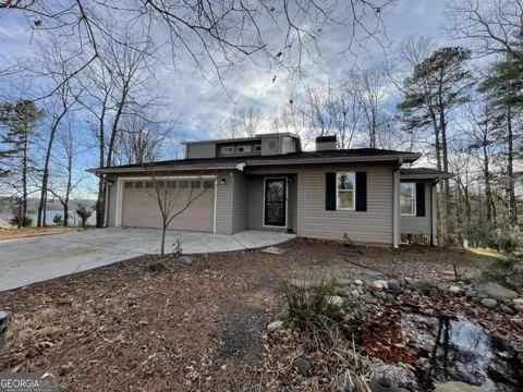 3492 Point View CIR