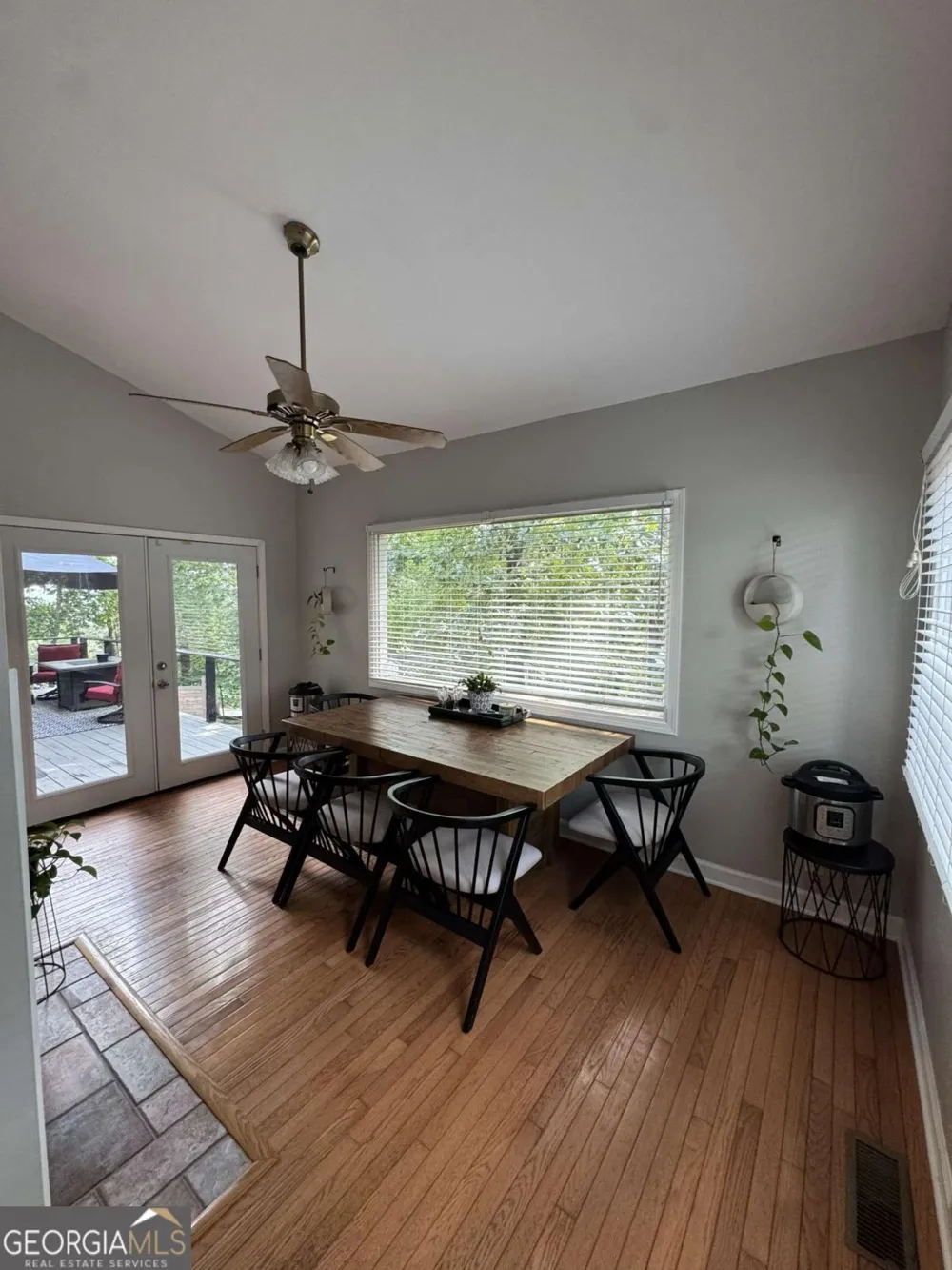 3492 Point View CIR Gainesville, GA 30506