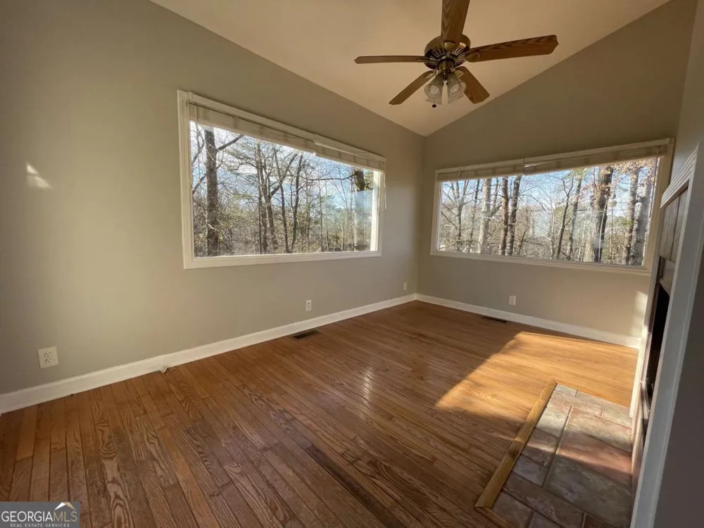 3492 Point View CIR Gainesville, GA 30506