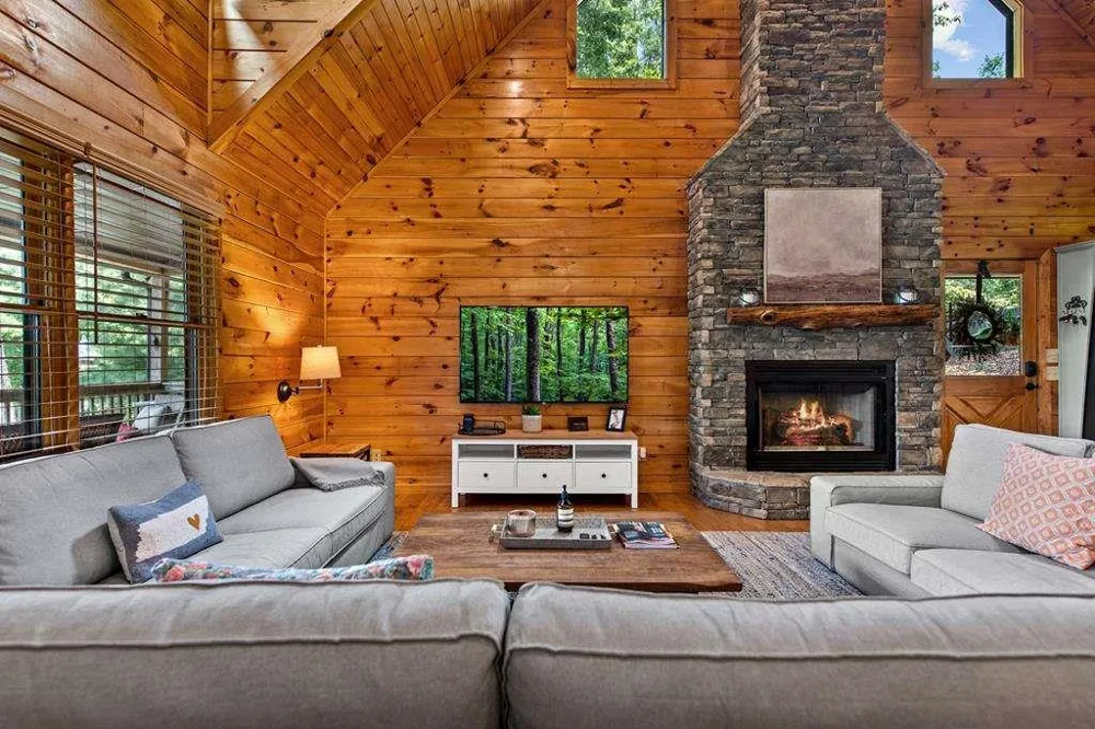 185 Austin Mountain Road Copperhill, TN 37317