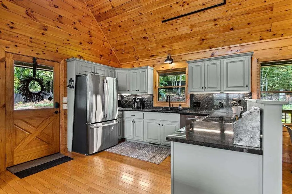 185 Austin Mountain Road Copperhill, TN 37317