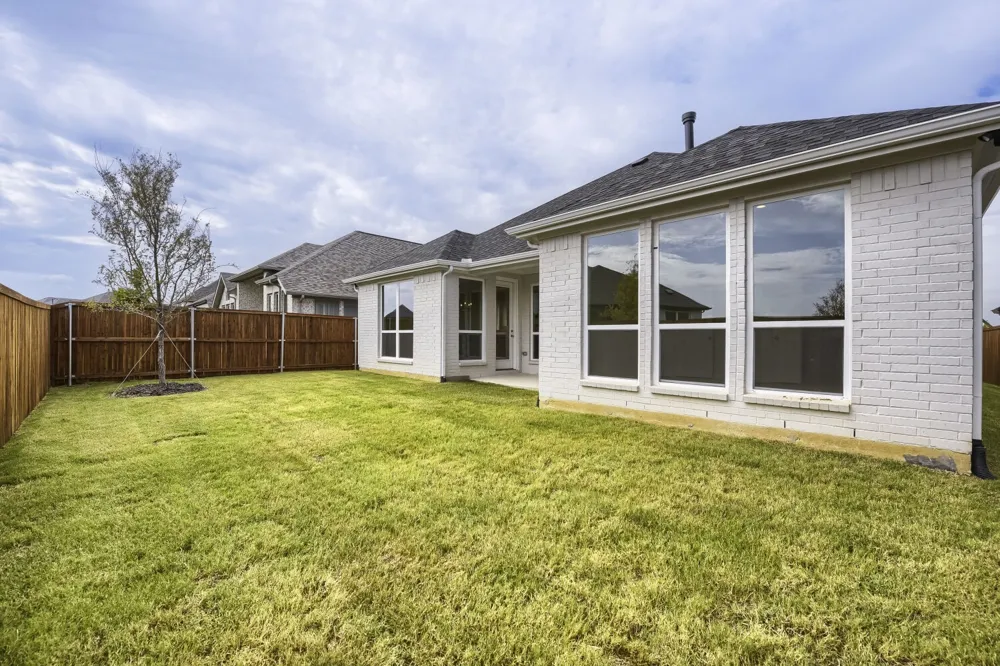 690 Red Cedar Road Haslet, TX 76052