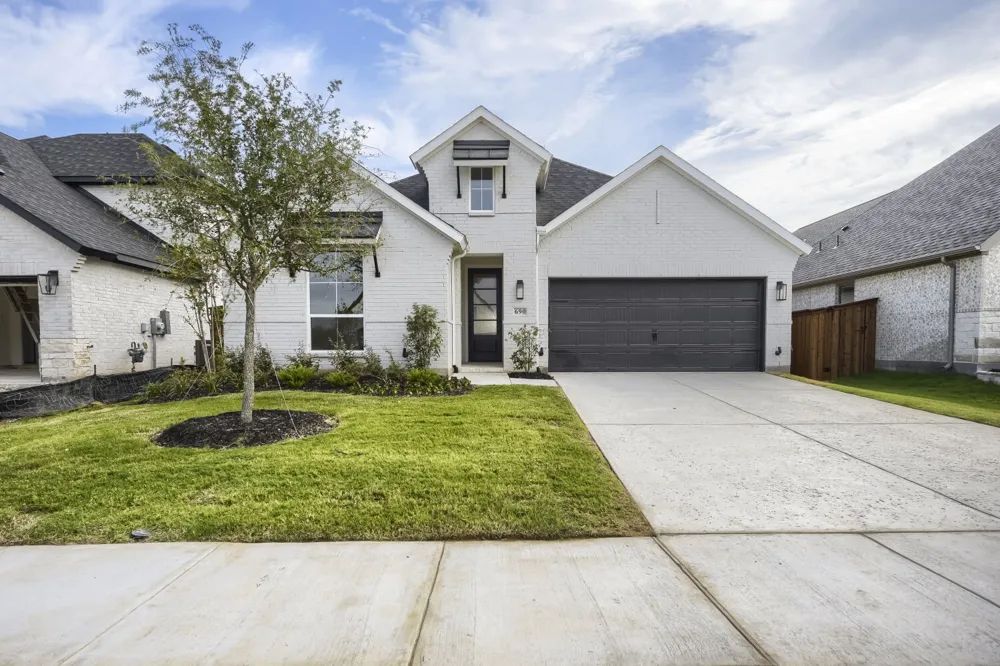 690 Red Cedar Road Haslet, TX 76052