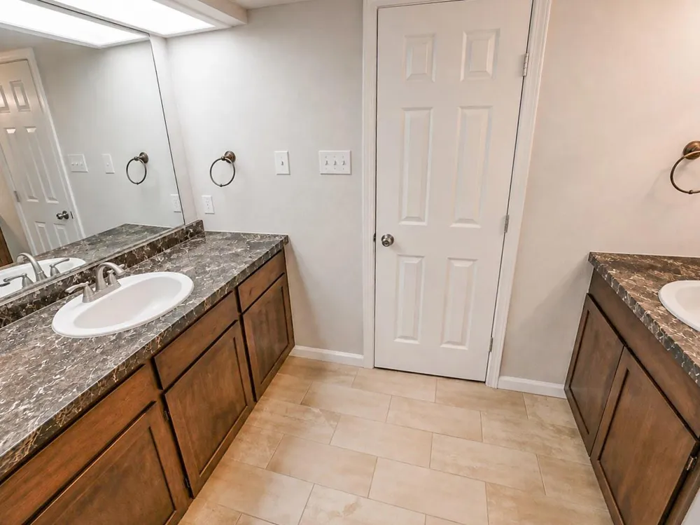 325 Old Course Drive Friendswood, TX 77546