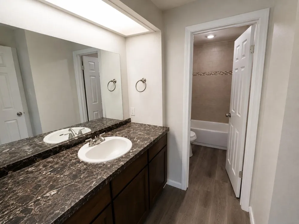 325 Old Course Drive Friendswood, TX 77546