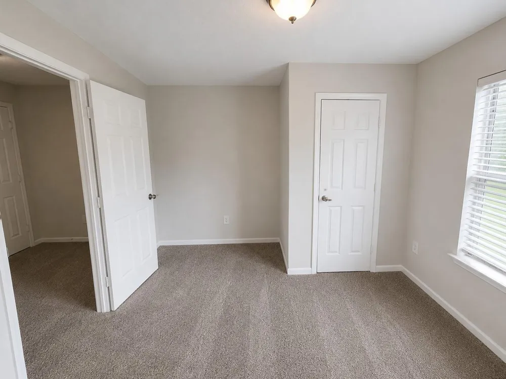 325 Old Course Drive Friendswood, TX 77546