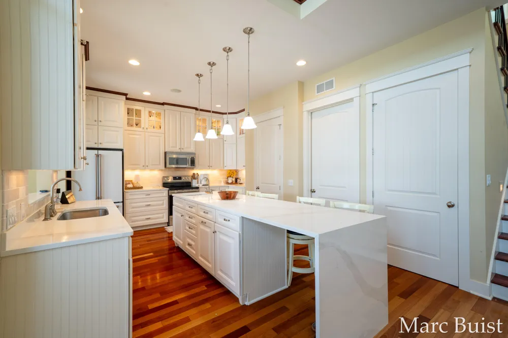 421 Lake Drive Caledonia, MI 49316