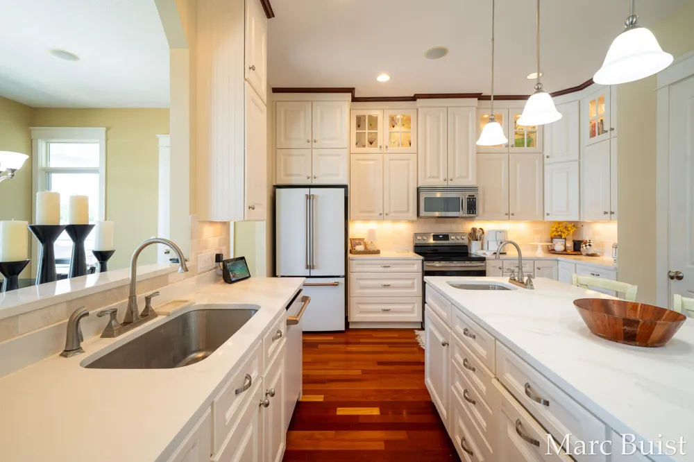 421 Lake Drive Caledonia, MI 49316