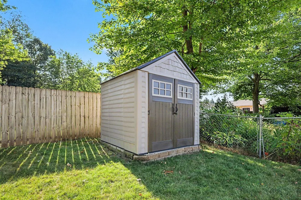5562 Osborne Avenue SE Kentwood, MI 49548