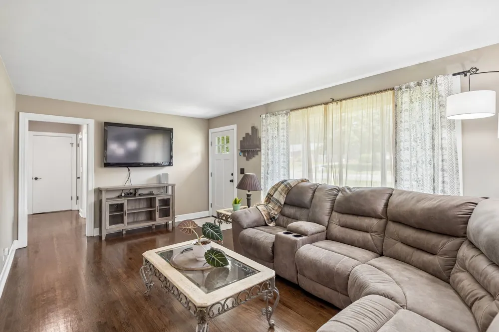 318 Jacksonian Dr Hermitage, TN 37076