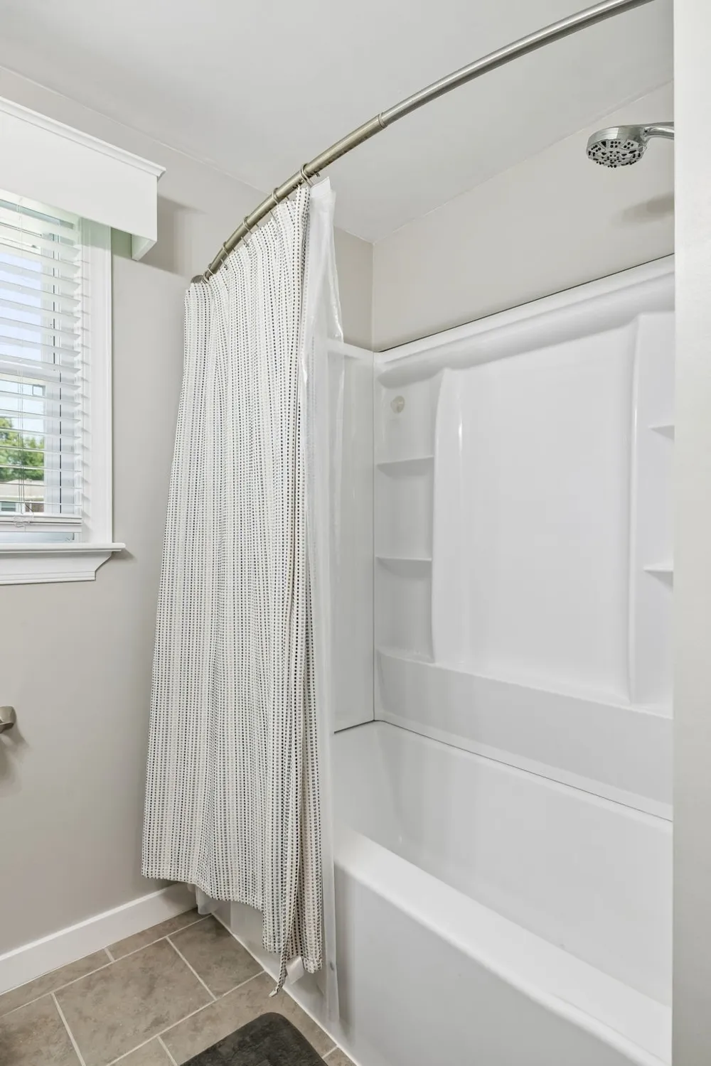 318 Jacksonian Dr Hermitage, TN 37076