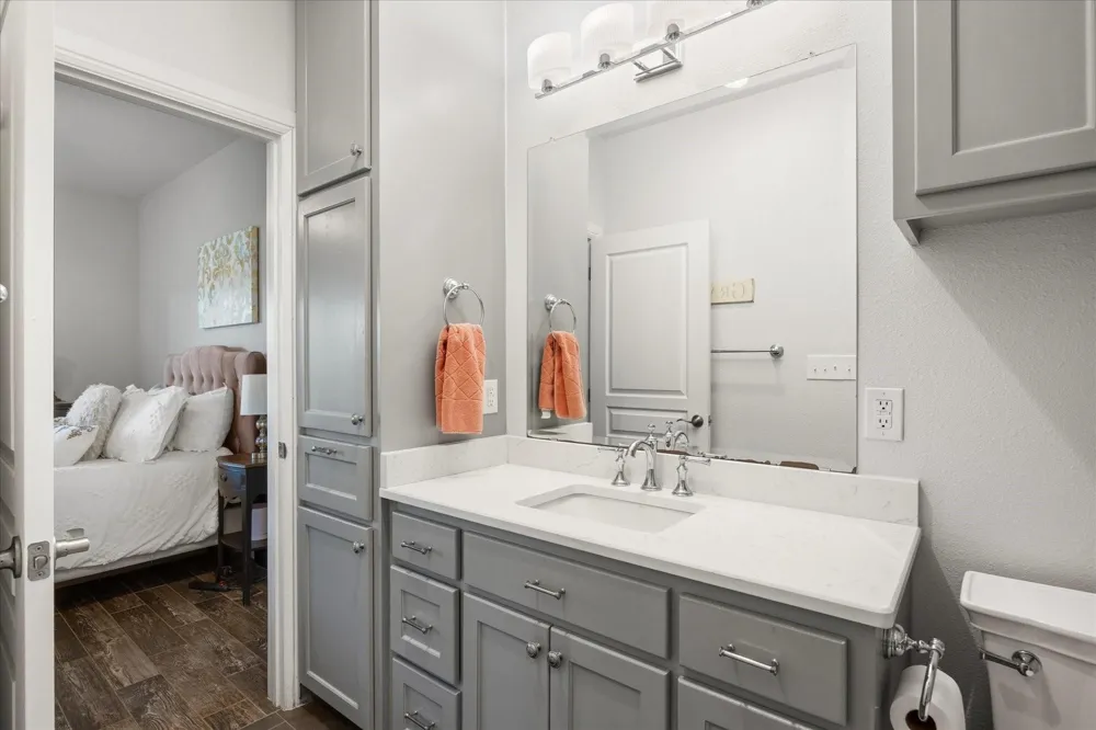 2560 Shady Oaks Circle Glen Rose, TX 76043