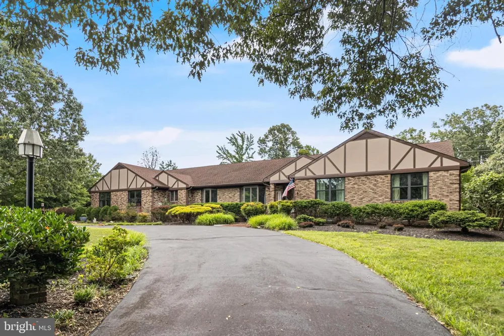10555 PRINCE CHARLES DRIVE La Plata, MD 20646
