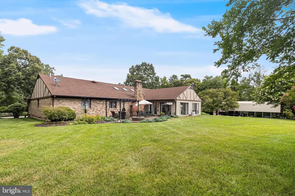 10555 PRINCE CHARLES DRIVE La Plata, MD 20646
