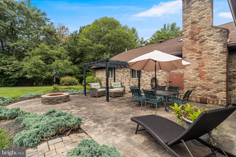 10555 PRINCE CHARLES DRIVE La Plata, MD 20646