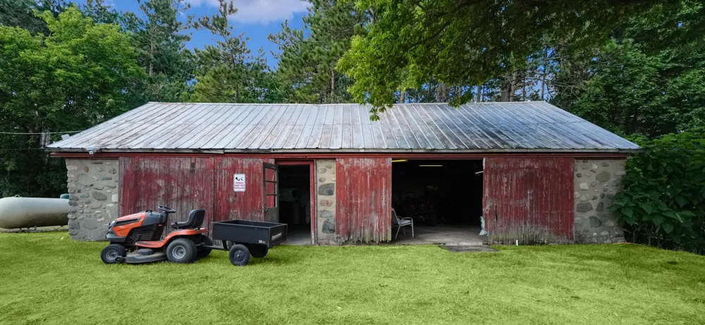 4500 W Howard City-Edmore Six Lakes, MI 48886