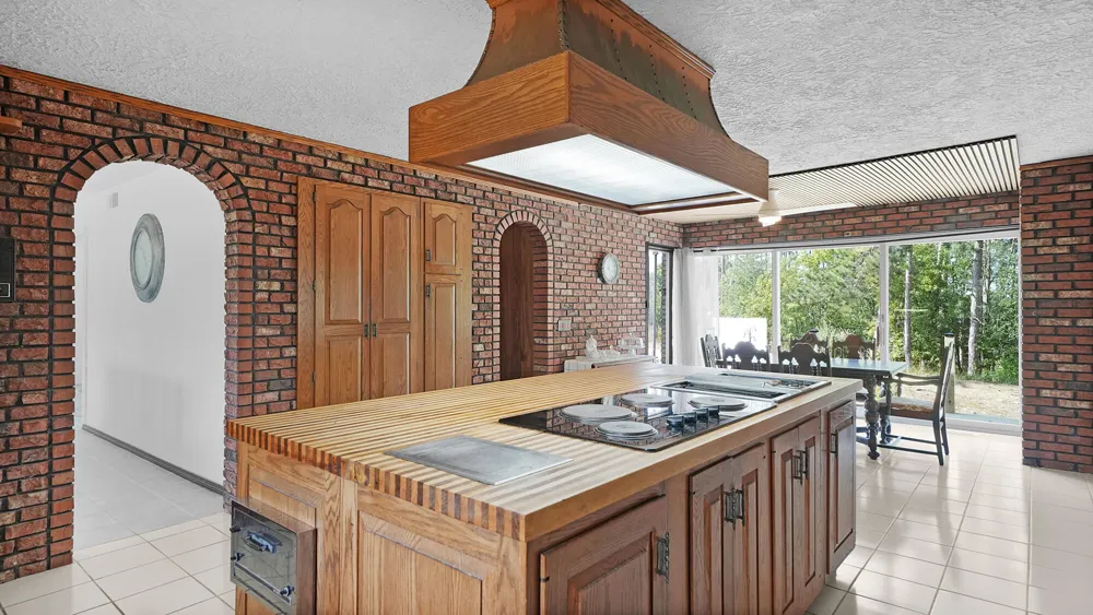 4500 W Howard City-Edmore Six Lakes, MI 48886