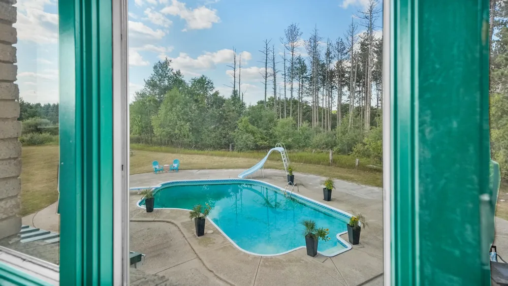 4500 W Howard City-Edmore Six Lakes, MI 48886
