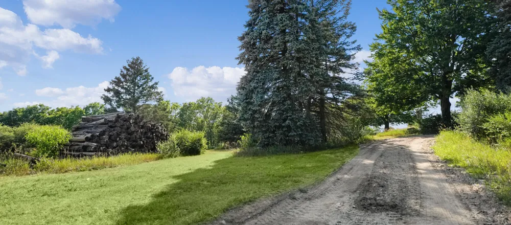 4500 W Howard City-Edmore Six Lakes, MI 48886