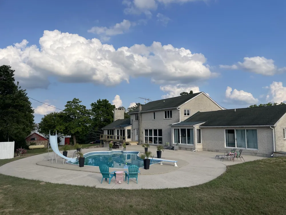 4500 W Howard City-Edmore Six Lakes, MI 48886