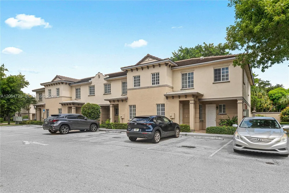 1993 Marsh Harbor Dr Riviera Beach, FL 33404