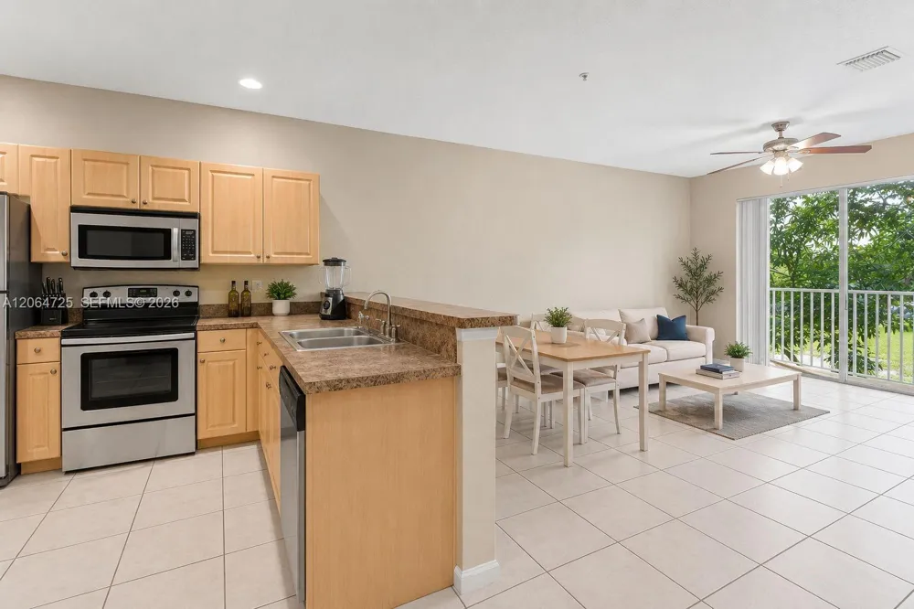 1993 Marsh Harbor Dr Riviera Beach, FL 33404