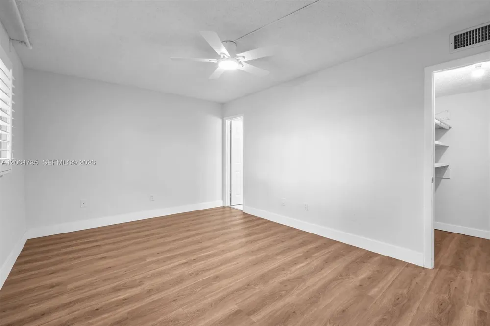 301 NW 76th Ave #102 Margate, FL 33063