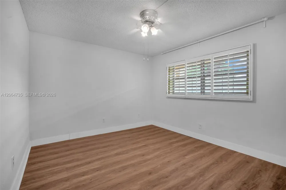 301 NW 76th Ave #102 Margate, FL 33063
