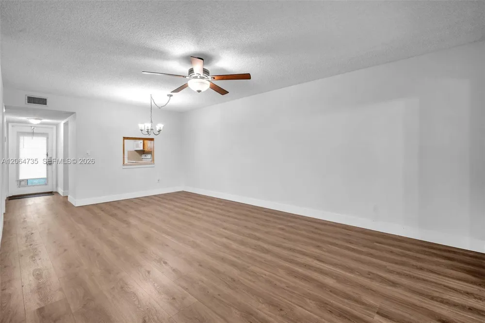 301 NW 76th Ave #102 Margate, FL 33063