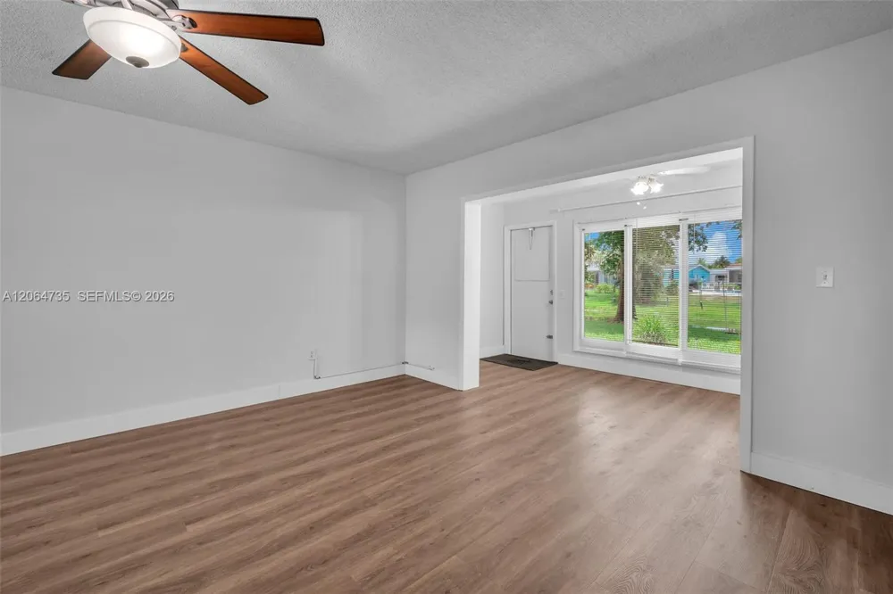 301 NW 76th Ave #102 Margate, FL 33063