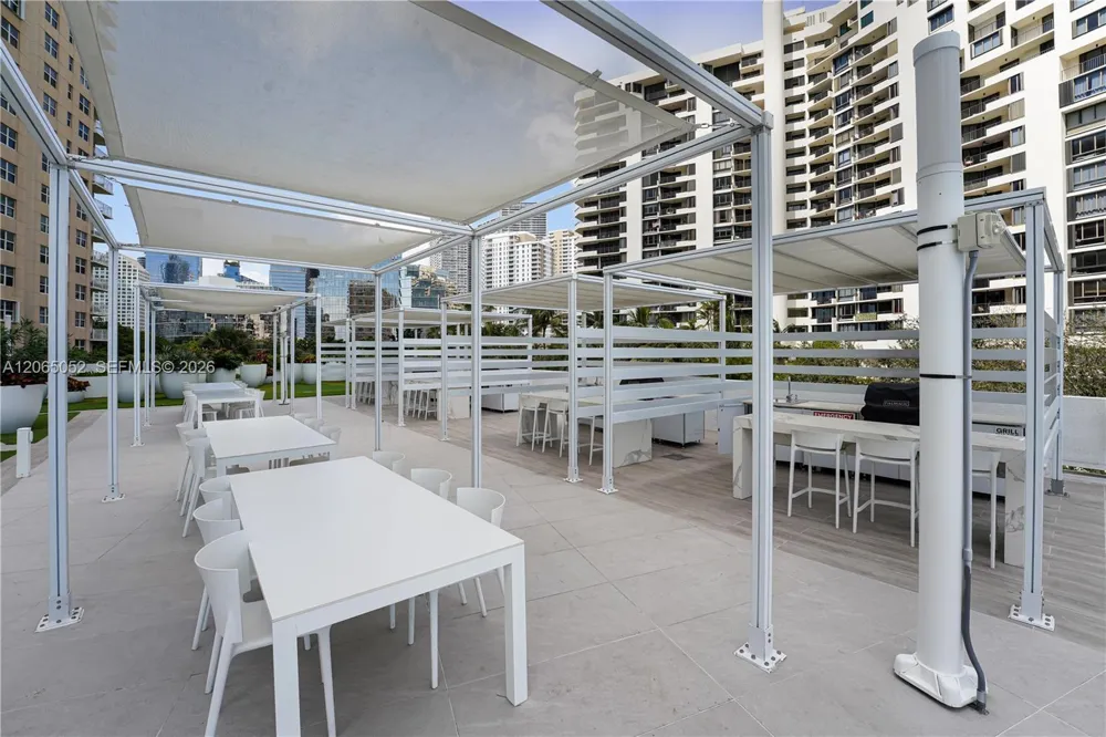 770 Claughton Island Dr #808 Miami, FL 33131