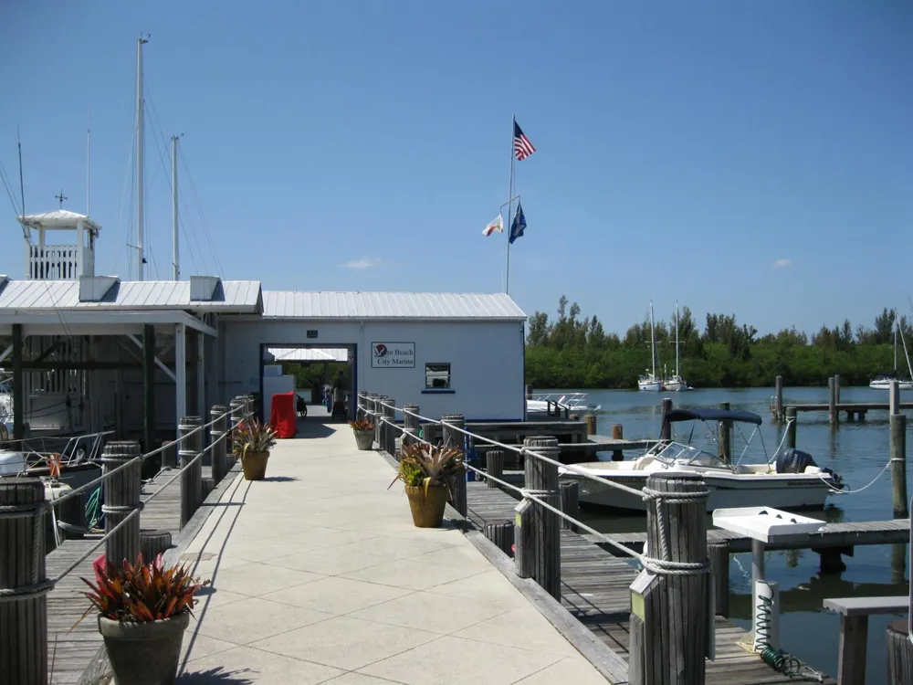 1809 21ST AVENUE Vero Beach, FL 32960