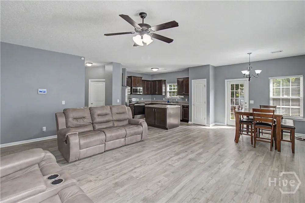 96 Griffin Road Allenhurst, GA 31301