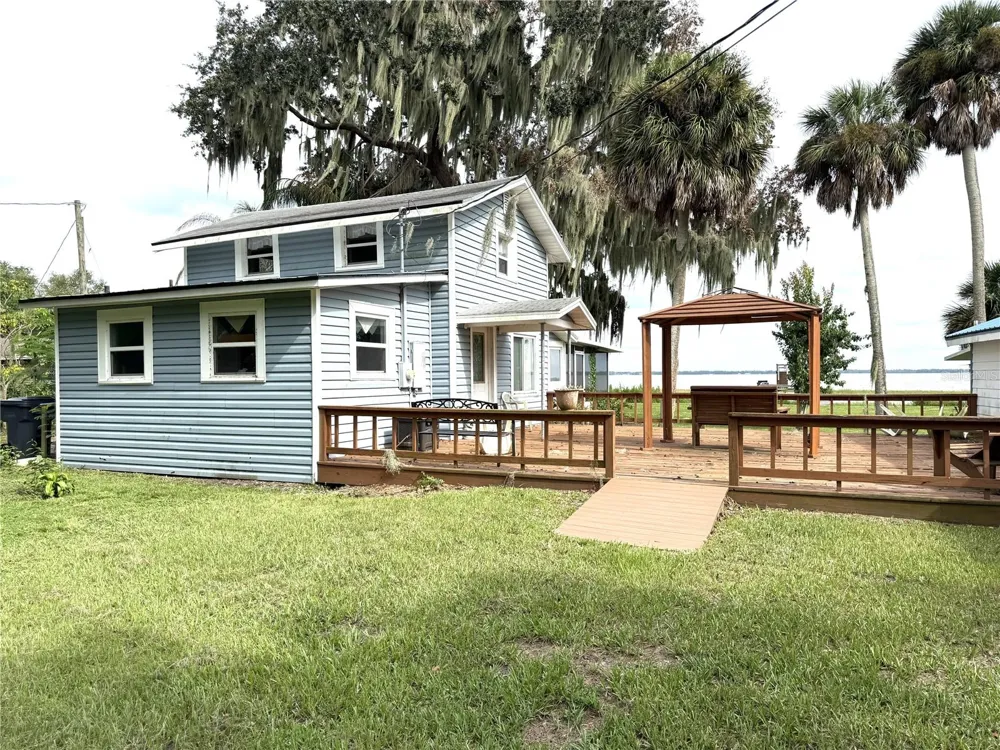 1973 LAKE REEDY BOULEVARD Frostproof, FL 33843
