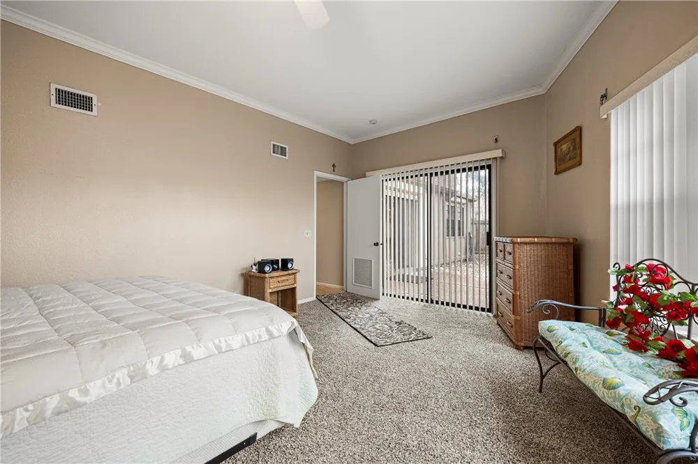 136 Lake Shore Drive #136 Corpus Christi, TX 78413