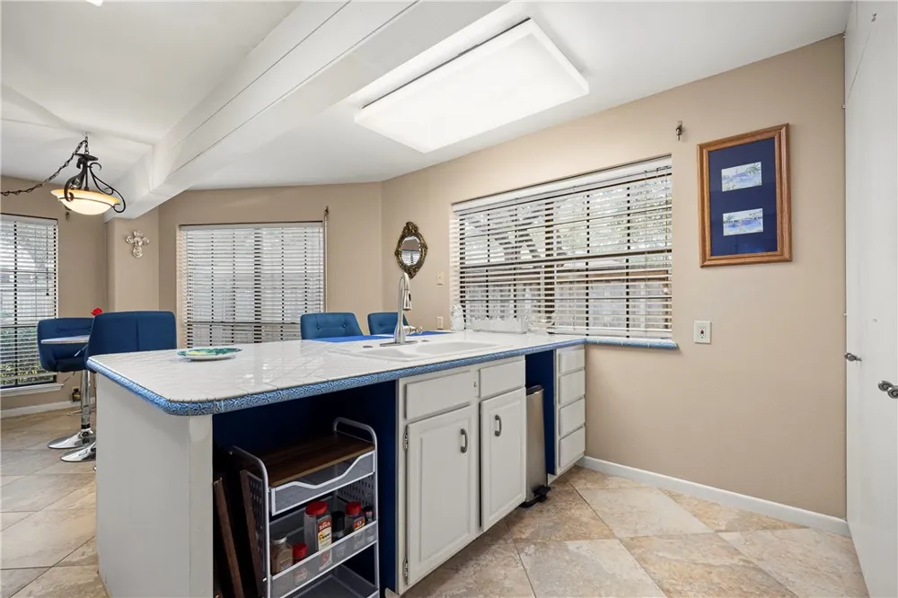 136 Lake Shore Drive #136 Corpus Christi, TX 78413