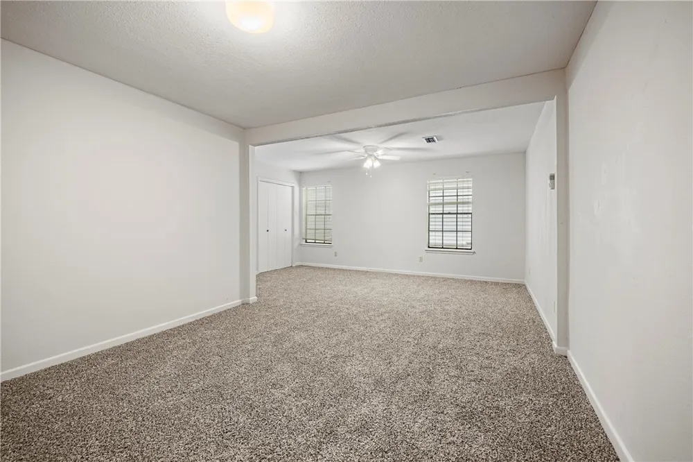 136 Lake Shore Drive #136 Corpus Christi, TX 78413
