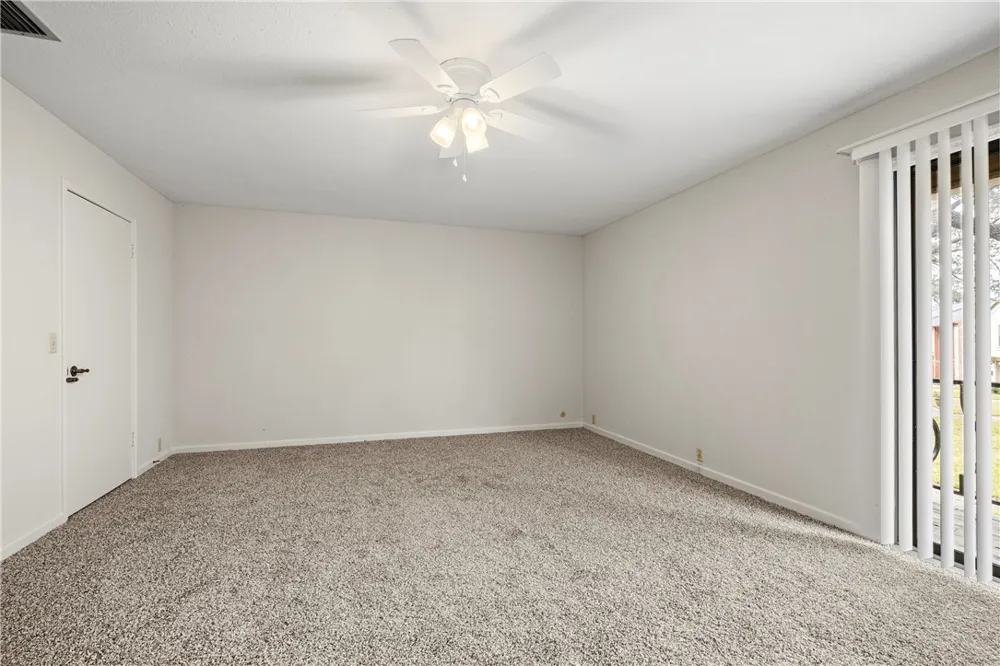 136 Lake Shore Drive #136 Corpus Christi, TX 78413
