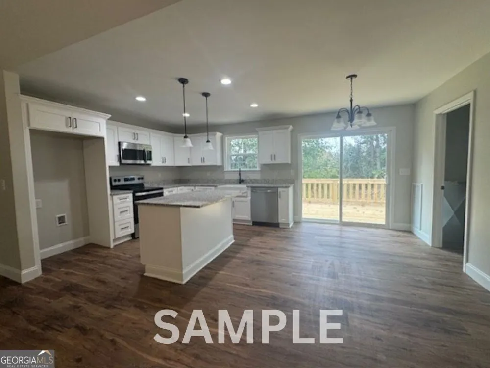 116 School ST Chatsworth, GA 30705