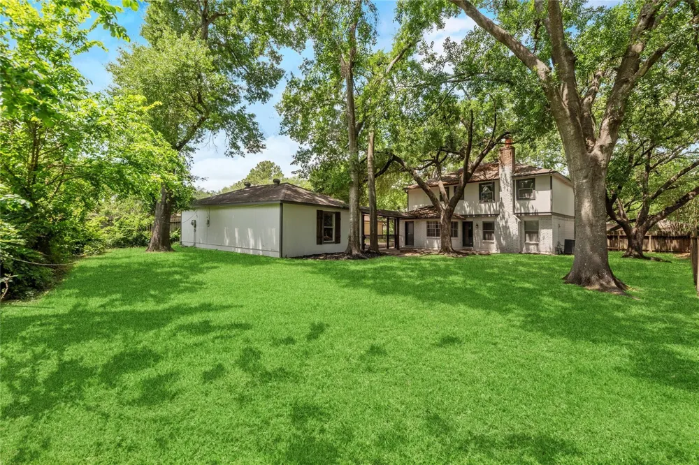 16325 St Helier Street Jersey Village, TX 77040