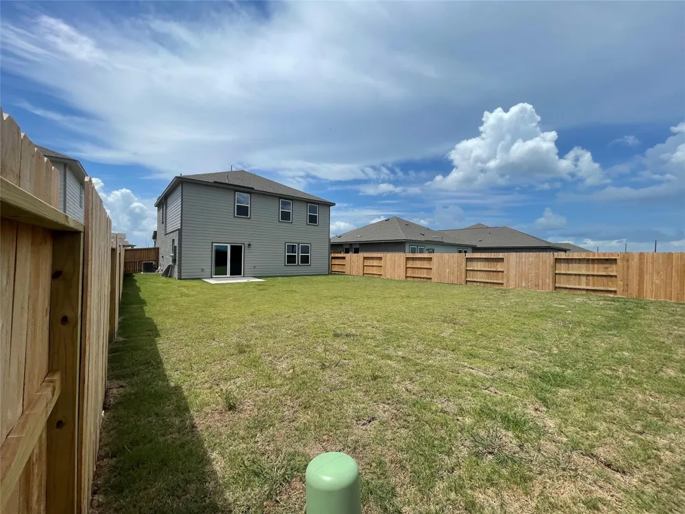 3223 Diamond View Lane Angleton, TX 77515